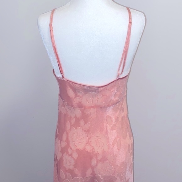 Victoria’s Secret gold label peach maxi slip - Picture 5 of 8